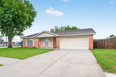 9903 Towne Tower Lane, Sugar Land, TX 77498 - Photo 2