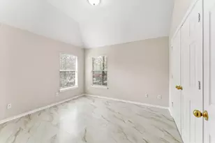 91 S Downy Willow Cir, The Woodlands, TX 77382 - Photo 32