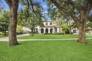 2330 Maroneal St, Houston, TX 77030 - Photo 1