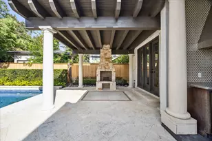 2330 Maroneal St, Houston, TX 77030 - Photo 4