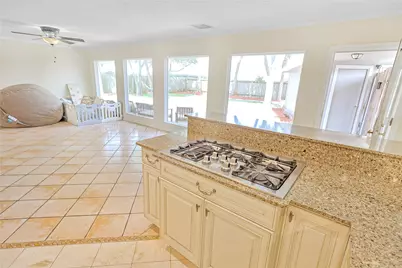 34 W Dansby Drive, Galveston, TX 77551 - Photo 38