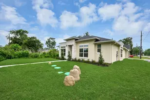 16747 Forest Trail Dr, Channelview, TX 77530 - Photo 12