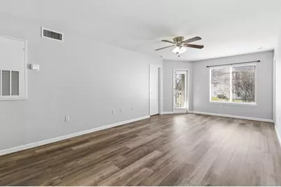 517 Southwest Parkway #204, College Station, TX 77840 - Photo 8