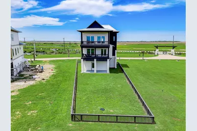 328 Seagrass, Gilchrist, TX 77617 - Photo 38