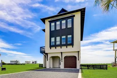 328 Seagrass, Gilchrist, TX 77617 - Photo 4