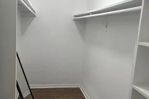 9102 Petersham Dr, Houston, TX 77031 - Photo 6