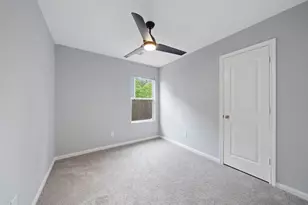 17038 Marie Vlg Dr, Conroe, TX 77306 - Photo 12