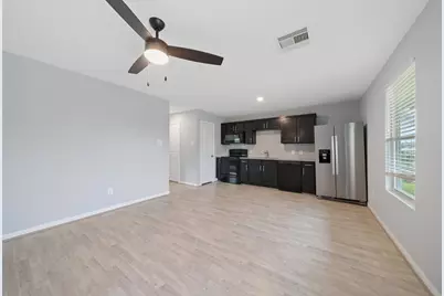 17038 Marie Village Drive, Conroe, TX 77306 - Photo 10