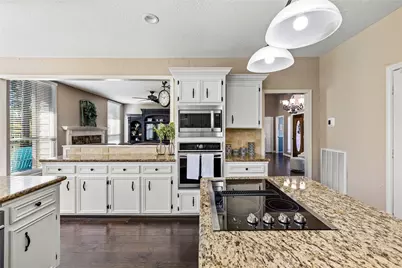100 April Waters Drive N, Montgomery, TX 77356 - Photo 18