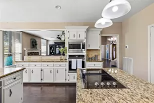 100 April Waters Dr N, Montgomery, TX 77356 - Photo 18