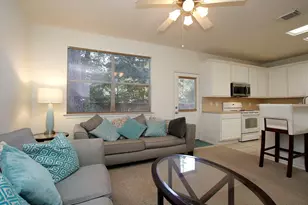 191 N Burberry Park Cir, The Woodlands, TX 77382 - Photo 12