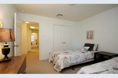 191 N Burberry Park Circle, The Woodlands, TX 77382 - Photo 26