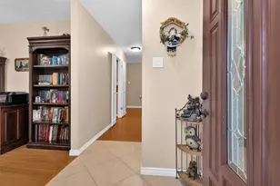 315 Thistlewood Ct, League City, TX 77573 - Photo 4