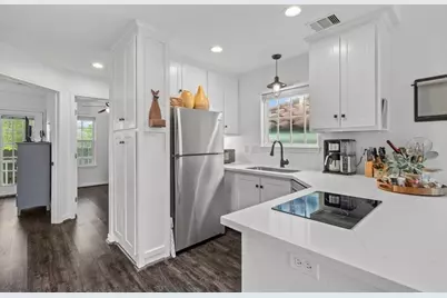 242 Debbie Lane, Dickinson, TX 77539 - Photo 12