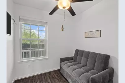 242 Debbie Lane, Dickinson, TX 77539 - Photo 18