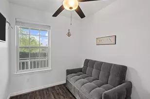 242 Debbie Ln, Dickinson, TX 77539 - Photo 18