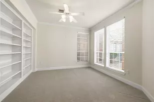 31 Surrey Run Pl, The Woodlands, TX 77384 - Photo 10