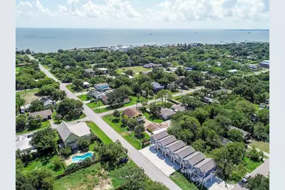 203 6th St #D, San Leon, TX 77539 - Photo 38