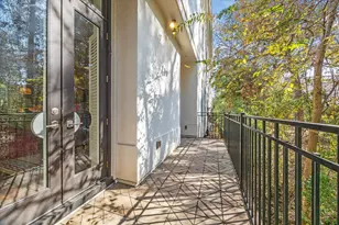 66 E Broad Oaks, Houston, TX 77056 - Photo 16