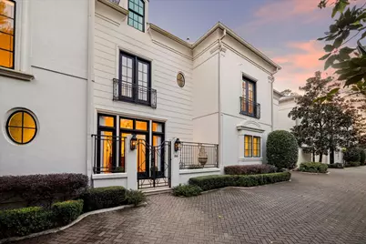 66 E Broad Oaks, Houston, TX 77056 - Photo 2