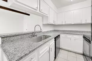 13517 Castilian Dr, Houston, TX 77015 - Photo 2