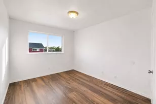 13517 Castilian Dr, Houston, TX 77015 - Photo 12