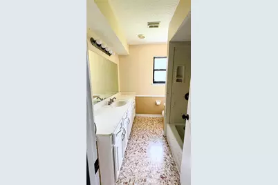 7507 Brinkworth Lane, Houston, TX 77070 - Photo 14