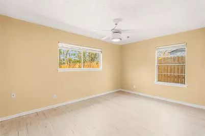 1007 Trimm Avenue, Pasadena, TX 77502 - Photo 24