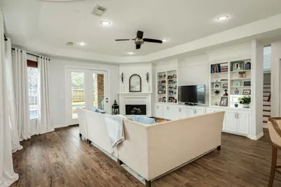 110 Spanish Oak Circle, Lake Jackson, TX 77566 - Photo 4