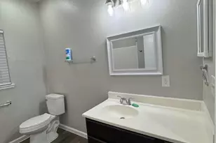 4741 Providence St, Houston, TX 77020 - Photo 16