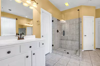 15935 Lake Loop Drive, Cypress, TX 77433 - Photo 20