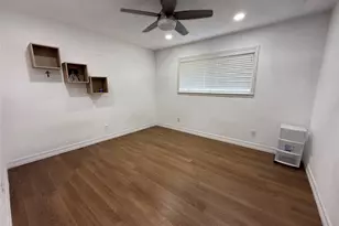 11915 Steppingstone Ln, Houston, TX 77024 - Photo 16
