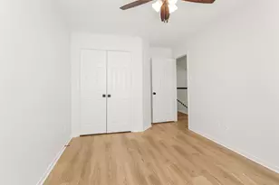 9718 Big Willow Ln, Houston, TX 77064 - Photo 34