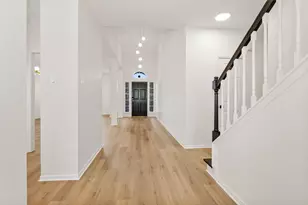 9718 Big Willow Ln, Houston, TX 77064 - Photo 4