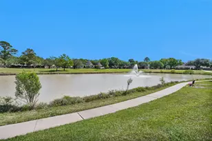 9718 Big Willow Ln, Houston, TX 77064 - Photo 46