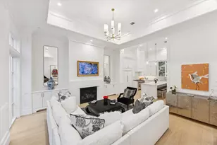 1335 Peden St, Houston, TX 77006 - Photo 1