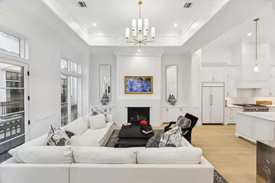 1335 Peden Street, Houston, TX 77006 - Photo 2