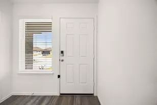 23815 Hilltop Cyn Ln, Spring, TX 77373 - Photo 6