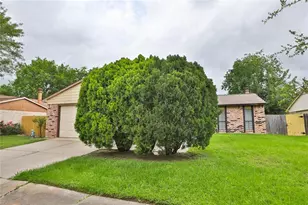17410 Northern Star Dr, Houston, TX 77084 - Photo 2