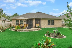 11 S Sandbells Park Ln, Montgomery, TX 77316 - Photo 2