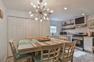 1317 26th St, Galveston, TX 77550 - Photo 12