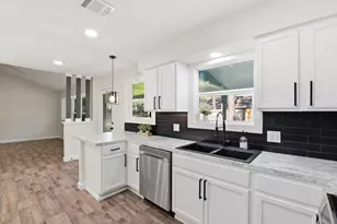 23338 Goodfellow Dr, Spring, TX 77373 - Photo 18