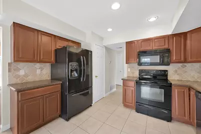 10902 Auger Place, The Woodlands, TX 77380 - Photo 8
