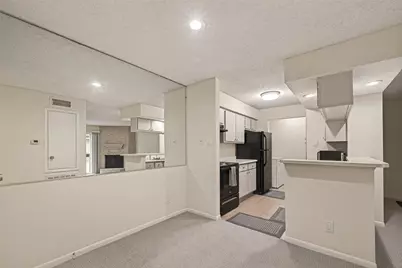 3919 Fairmont Parkway #240, Pasadena, TX 77504 - Photo 6