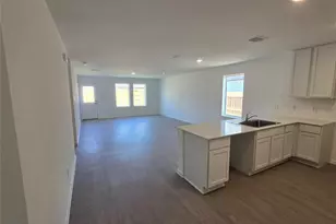 2806 Cedar Rock St, League City, TX 77573 - Photo 2