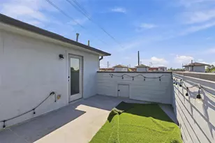 2903 Blodgett St, Houston, TX 77004 - Photo 22