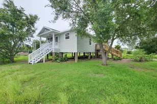 315 20th, San Leon, TX 77539 - Photo 2