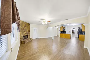 8117 Constellation Ln, Houston, TX 77075 - Photo 10