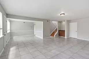 2315 Hampton Rd, League City, TX 77573 - Photo 10