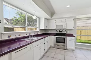 2315 Hampton Rd, League City, TX 77573 - Photo 20